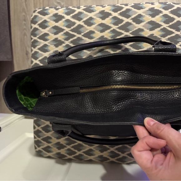 EUC Kate Spade Noel Rue Black Tote Perforated Pebbled Leather Handbag - Picture 11 of 15